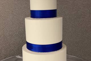 Sugar Glaze Specialty Cakes & Event Design - 11