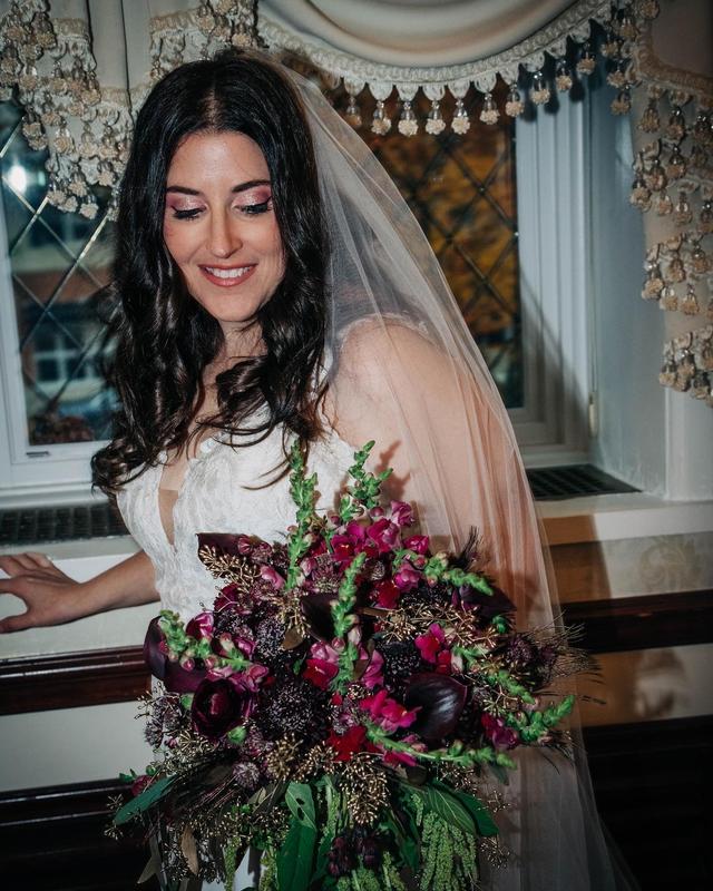 Marivel's Florist And Gifts - 3