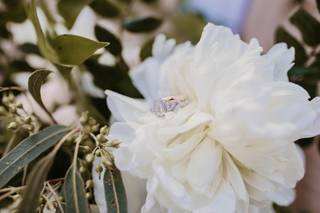 Amor, Flowers & Decor - 11