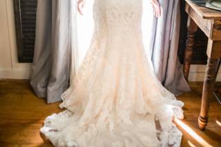 Debra's Bridal Shop at The Avenues - 47