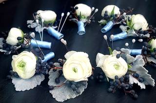 Luxury Floral Designs by Karla's Kreations - 90