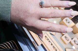 Ron Jewelers - 43