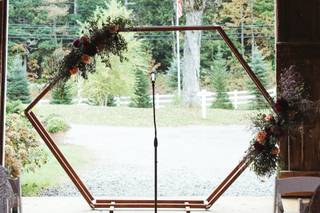 Bear Mountain Inn + Barn - 15