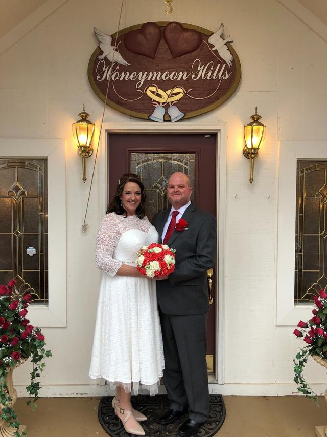 Gatlinburg Wedding Chapel at Honeymoon Hills - 3