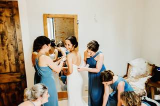 Just Sew Bridal Alterations - 24