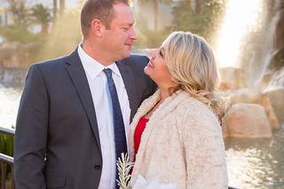 Glitter Lens Photography & Photo Booths - 20