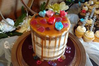 LaLa Custom Cake - 20