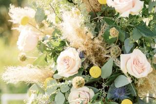 Lavender & Sage Floral Design Studio - 9