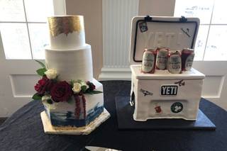 Creme De La Creme Cake Company - 13