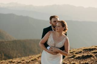 DivineTouch Bridal Artistry LLC. - 44