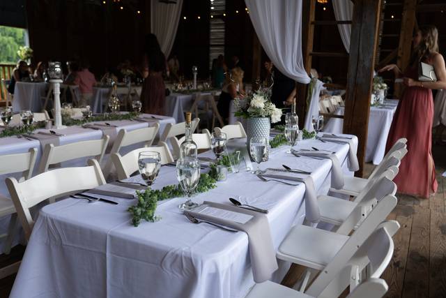 Country Creek Farmhouse Tables 2