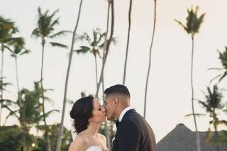 Modern Romance Travel - 16