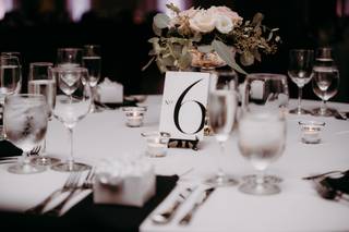 Delafield Hotel - 22