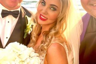 Robbin Junnola Makeup & Hair - 12