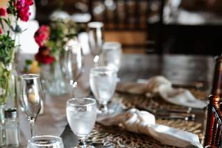 The Linen Shop - 18