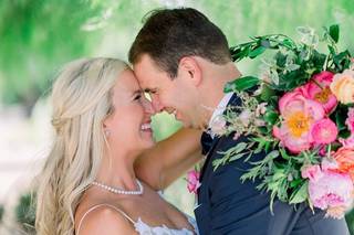 Precious and Blooming Floral Design - 22