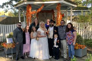 A Little Wedding Garden - 32