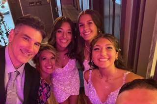 Pro Dj Entertainment & Pro Photo Booths - 7
