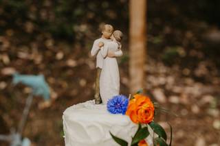 Buttercup Cakes & Farm House Frosting  - 7
