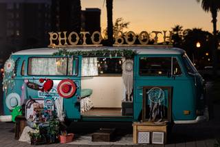 Lily Photo Bus - 4