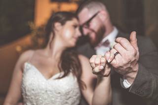 Hand Heart and Crown Weddings - 11