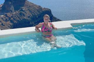 My Vacation Lady - 25