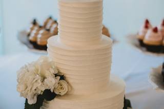 EK Cakery - 26