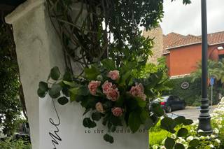 Lori's Flowers - Weddings & Events - 23