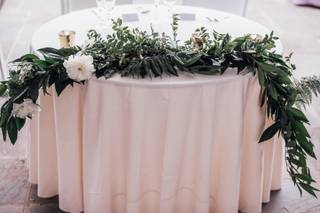 Botaniq Blooms - 28
