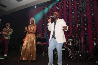 The Uptown Groove - 11