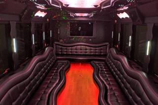 Classic Limo & Sedan Services - 1