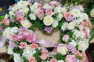Red Velvet Florist and Sweet Pea Wedding Designs - 7