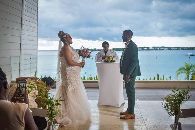 Modern Vacations & Destination Weddings 1