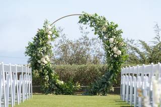 Precious and Blooming Floral Design - 6