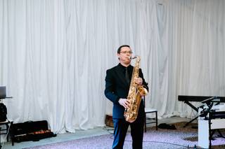Andrii Liesnyi, Saxophonist & DJ - 18