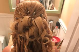 Evelyn Flores Hair Co. - 31
