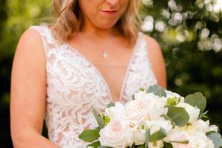 A Man and A Woman Floral Design - 26