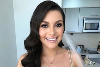 Javier Moreno Makeup and Hair Stylist - 23