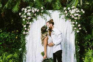 Lulu’s Lei + Bouquets - 24