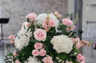 J Designs, A Wedding Flower Boutique - 27