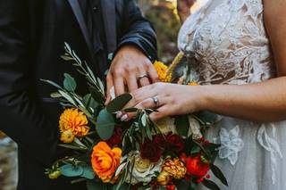 Secret Garden Florist Wedding and Event Planning - 16
