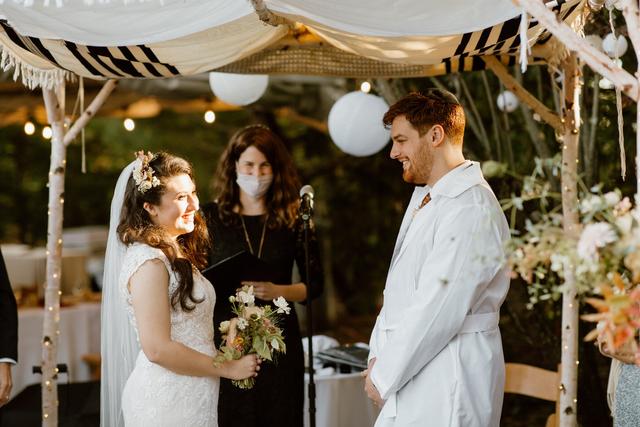 Rabbi Lindsey H-P Weddings - 3