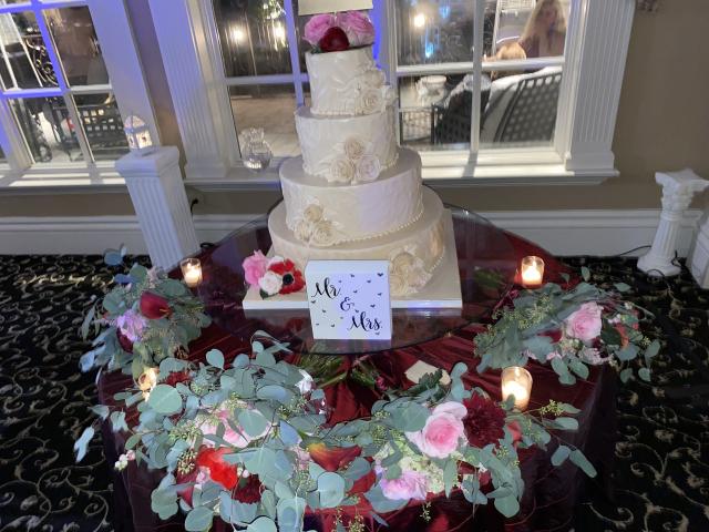 Secret Garden Florist Wedding and Event Planning - 4