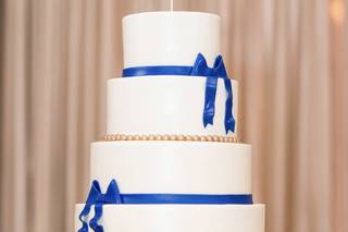 Acuna's Custom Cakes - 60