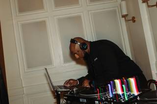 Born to DJ - 9
