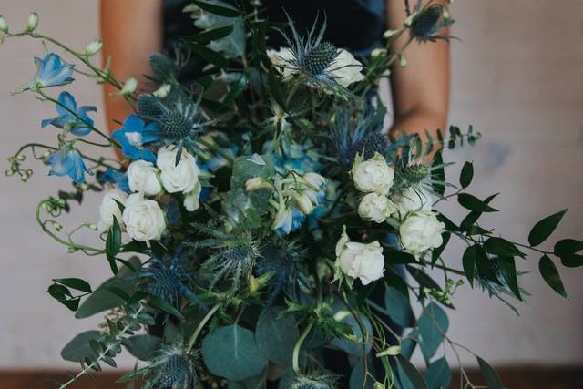 LYNN DOYLE FLOWERS & EVENTS 5