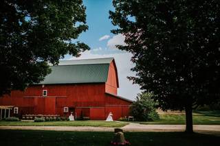 The Olde Farmhouse Barn - 13