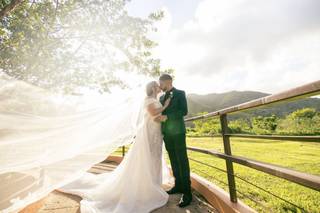Christian Gonzalez Photo + Video - 10
