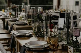 Southern Vintage Table - 41