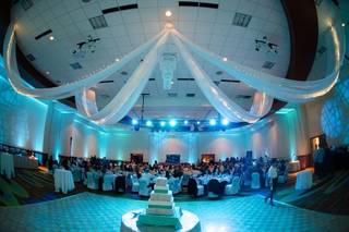 Master Entertainment & Quad City Photo Booth - 6